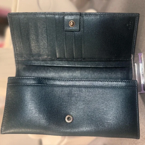 GUCCI Continental Wallet, EUC, Green - Picture 5 of 12